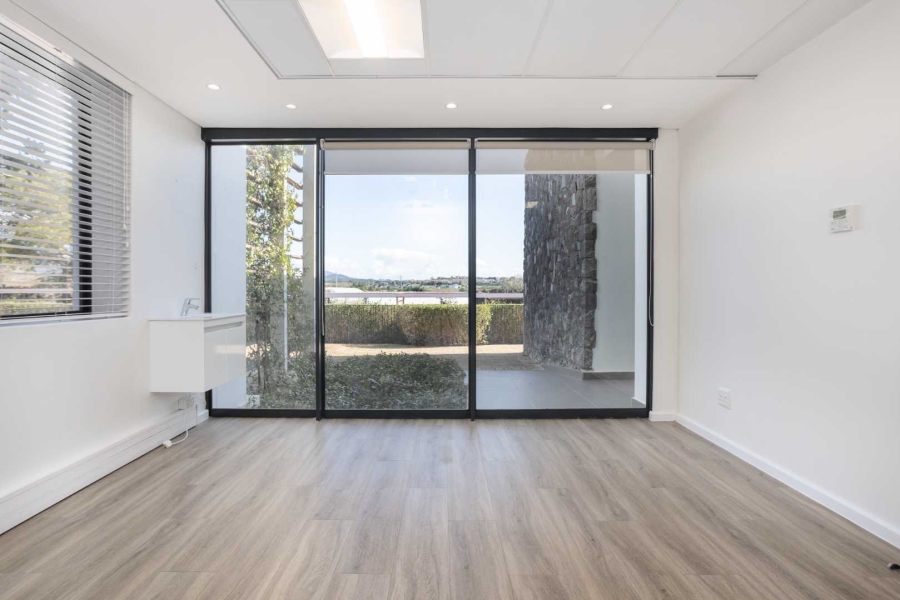 To Let commercial Property for Rent in Val De Vie Estate Western Cape